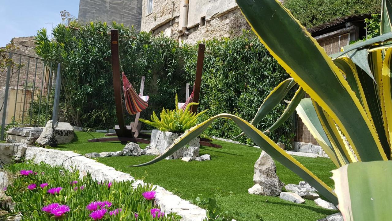 לינה וארוחת בוקר רגוזה La Casa Del Gelsomino מראה חיצוני תמונה