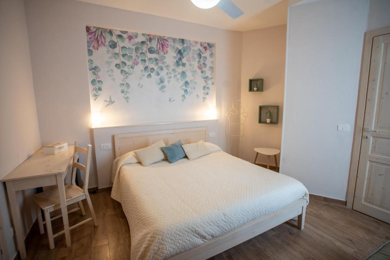 לינה וארוחת בוקר רגוזה La Casa Del Gelsomino מראה חיצוני תמונה